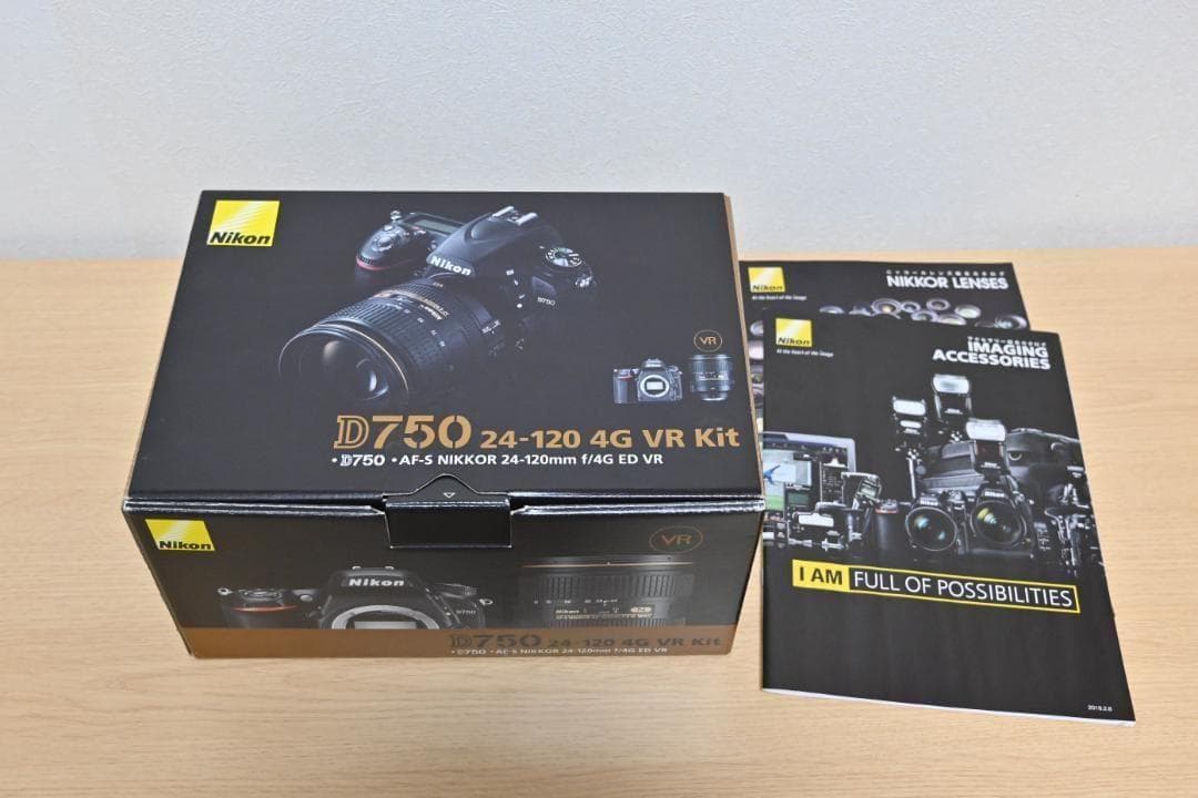 Nikon D750 フルサイズ + 単焦点レンズ50mm 1.8G + おまけ