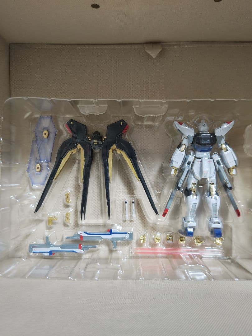 L ROBOT魂 ストライクフリーダムガンダム