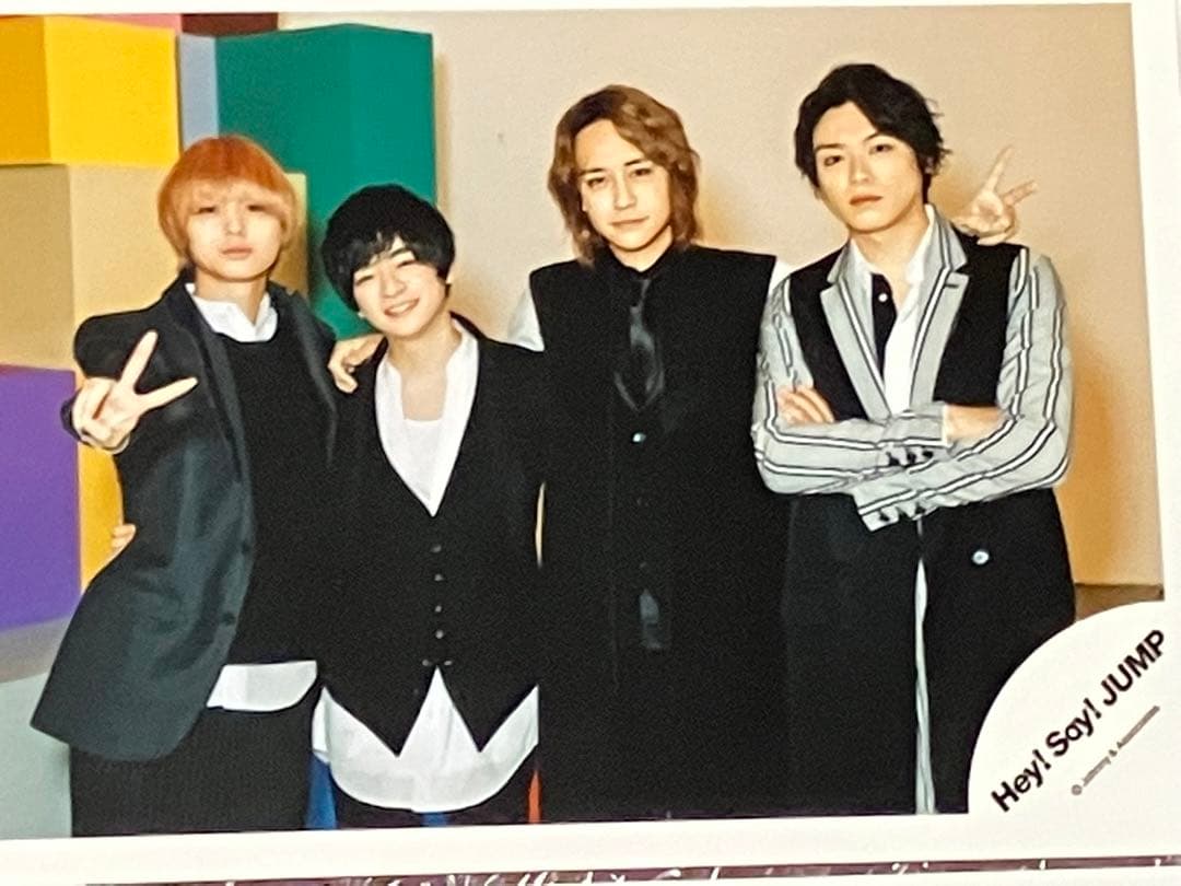 ✨レアあり✨Hey!Say!JUMP 伊野尾慧☆公式写真 10枚＋1枚☆⑩ Z - メルカリ