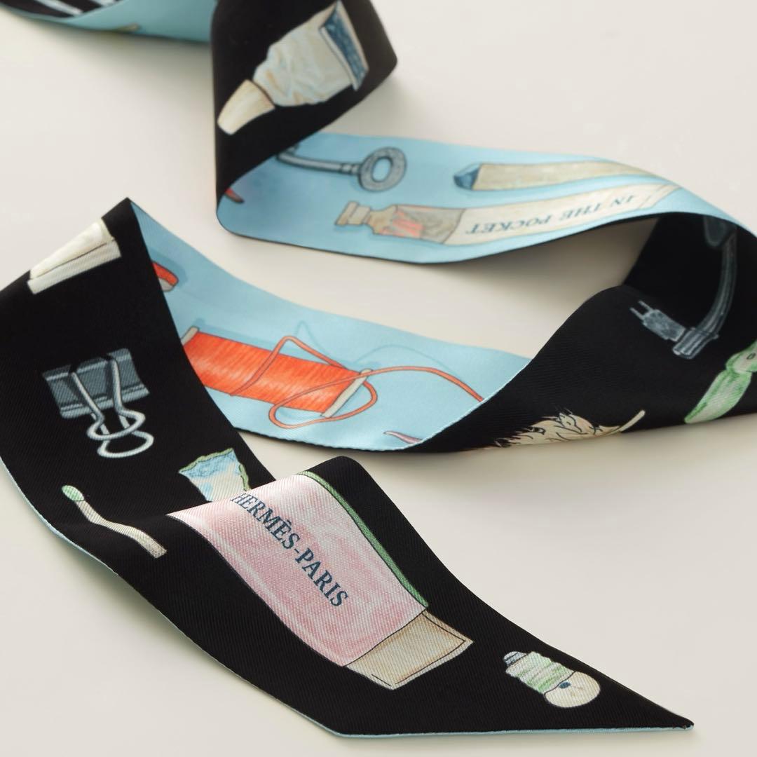 エルメス　ツイリー　《イン・ザ・ポケット》　スカーフ　ブラック×ブルー×ピンク