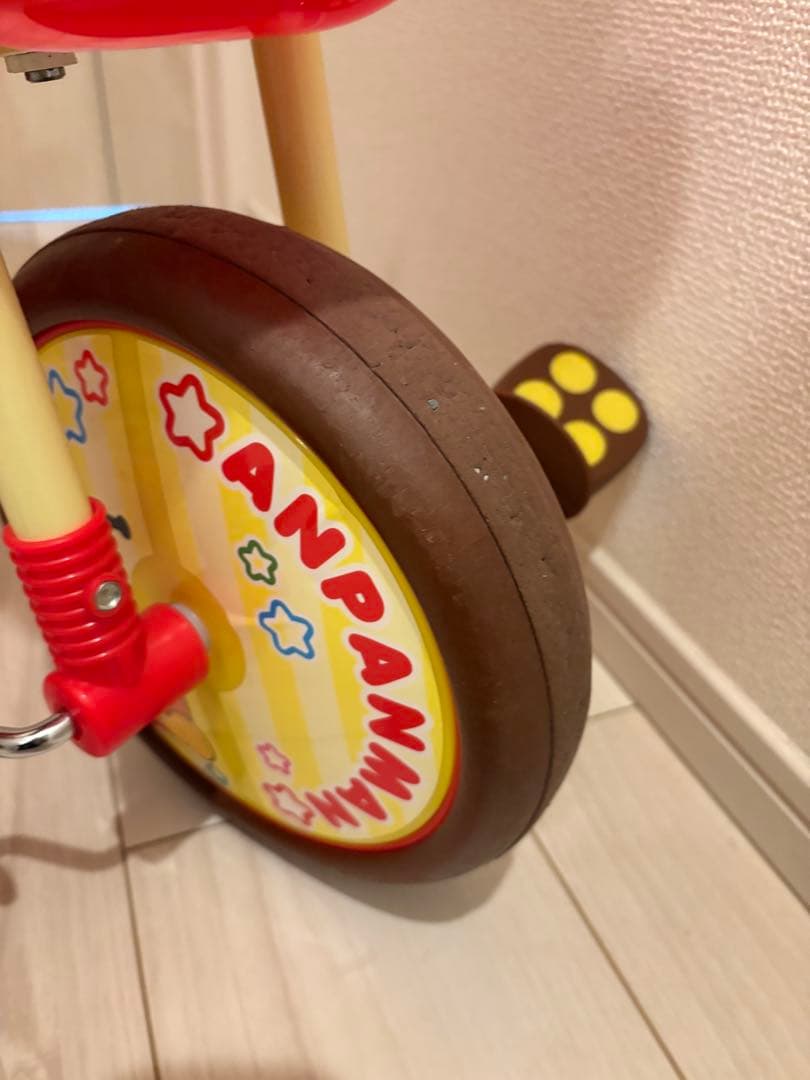アンパンマン 三輪車 赤 日よけ付き
