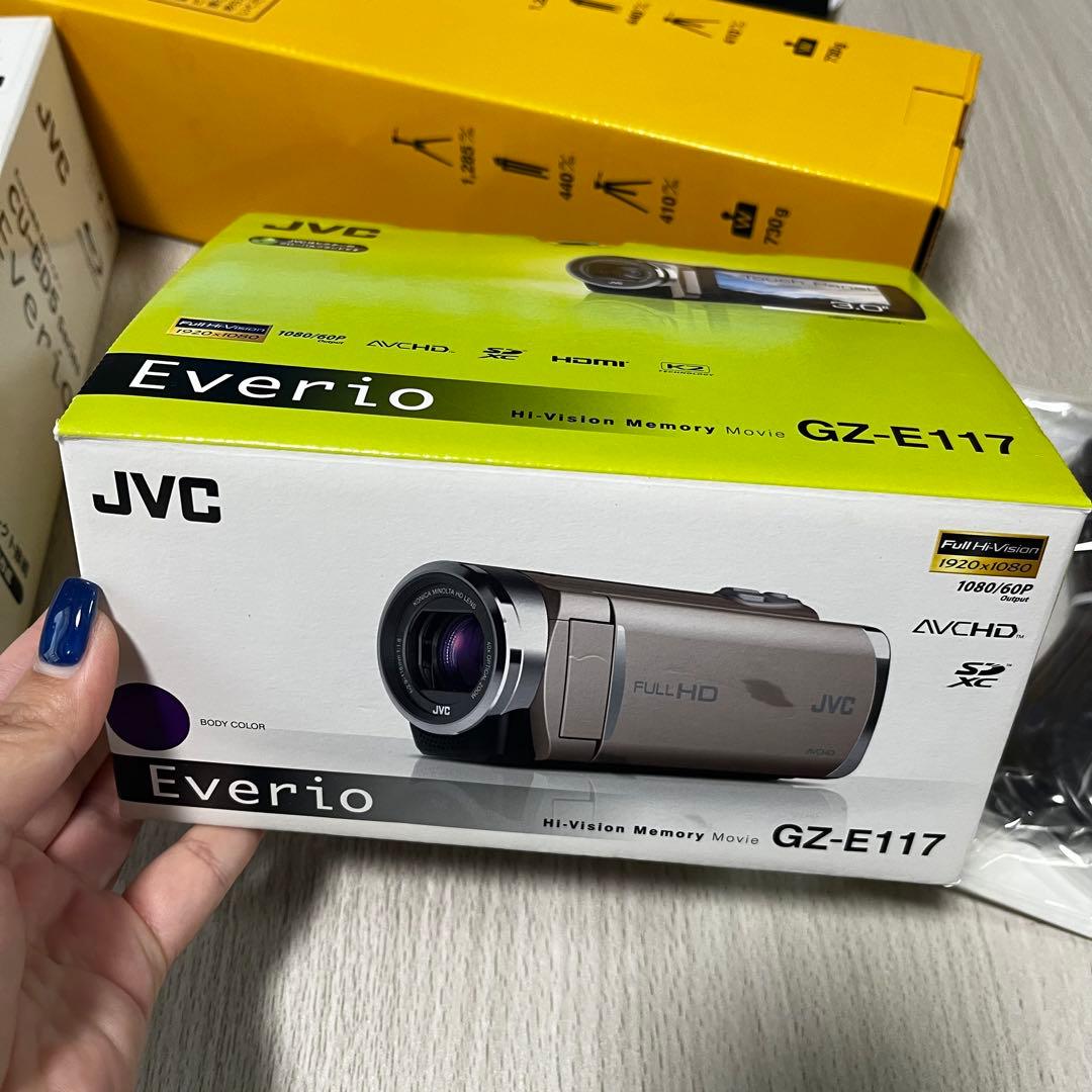 JVC Everio GZ-E117 ビデオカメラ セット JVC GZ-E117-R エブリオ ビデオカメラ CU-BD5-R 付 k2341 : りん