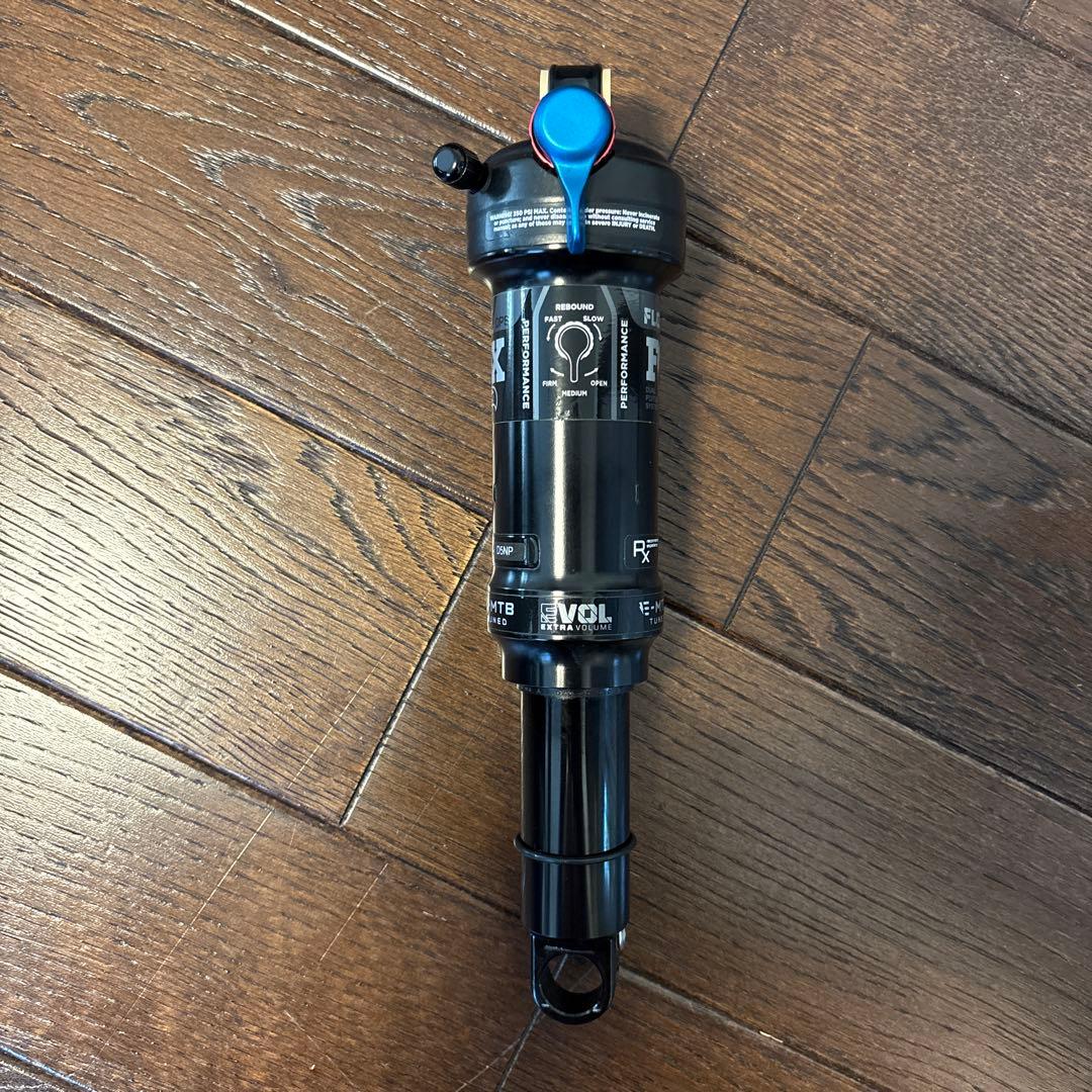 FOX FLOAT DPS Performance 210x52.5 リヤサス FOX FLOAT DPS PERFORMANCE – RideFOX