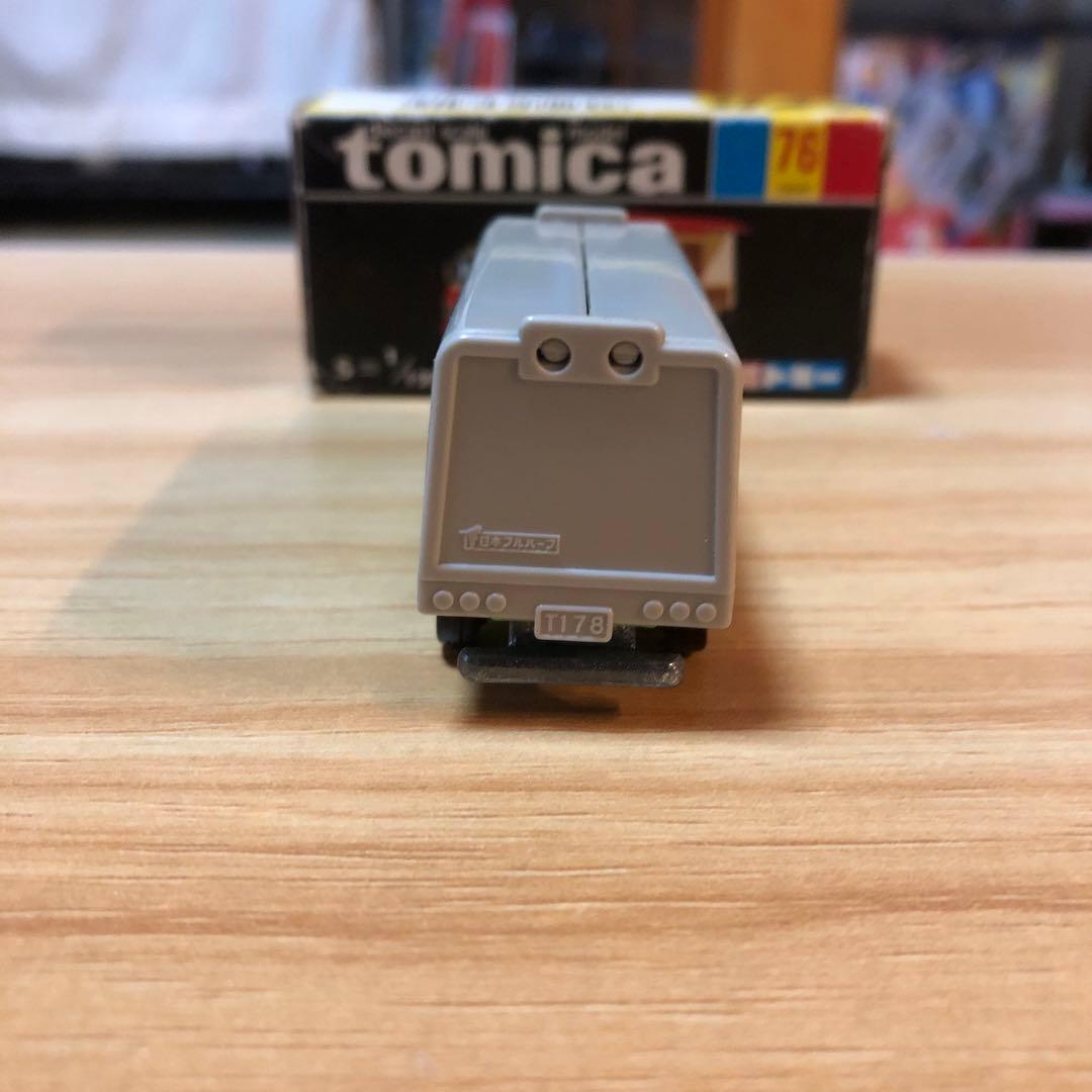 トミカ 日本製 黒箱 No.76 ふそう ウイングルーフ トラック 福山通運