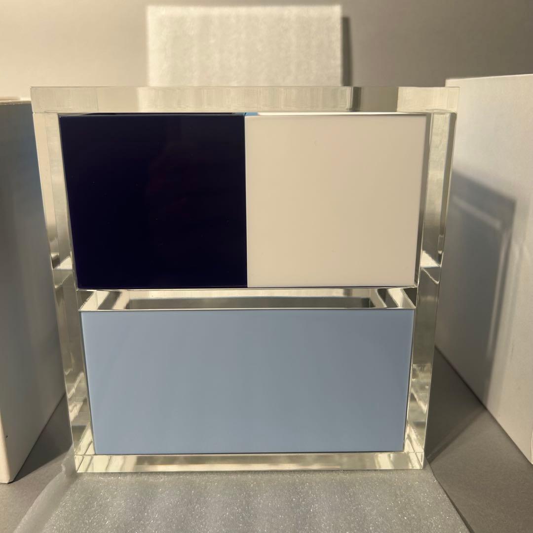 エマニュエルムホー×Waazwizアクリルボックスブルー