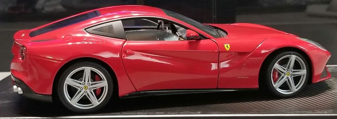 1/18 マテル ホットウィール フェラーリ F12 レッド 京商 オートアート