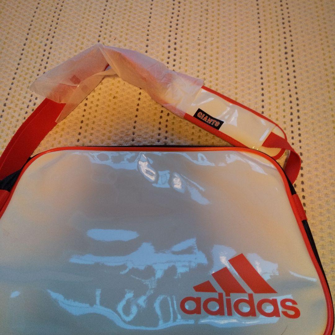 adidas エナメルバッグ (読売ジャイアンツバージョン) - メルカリ