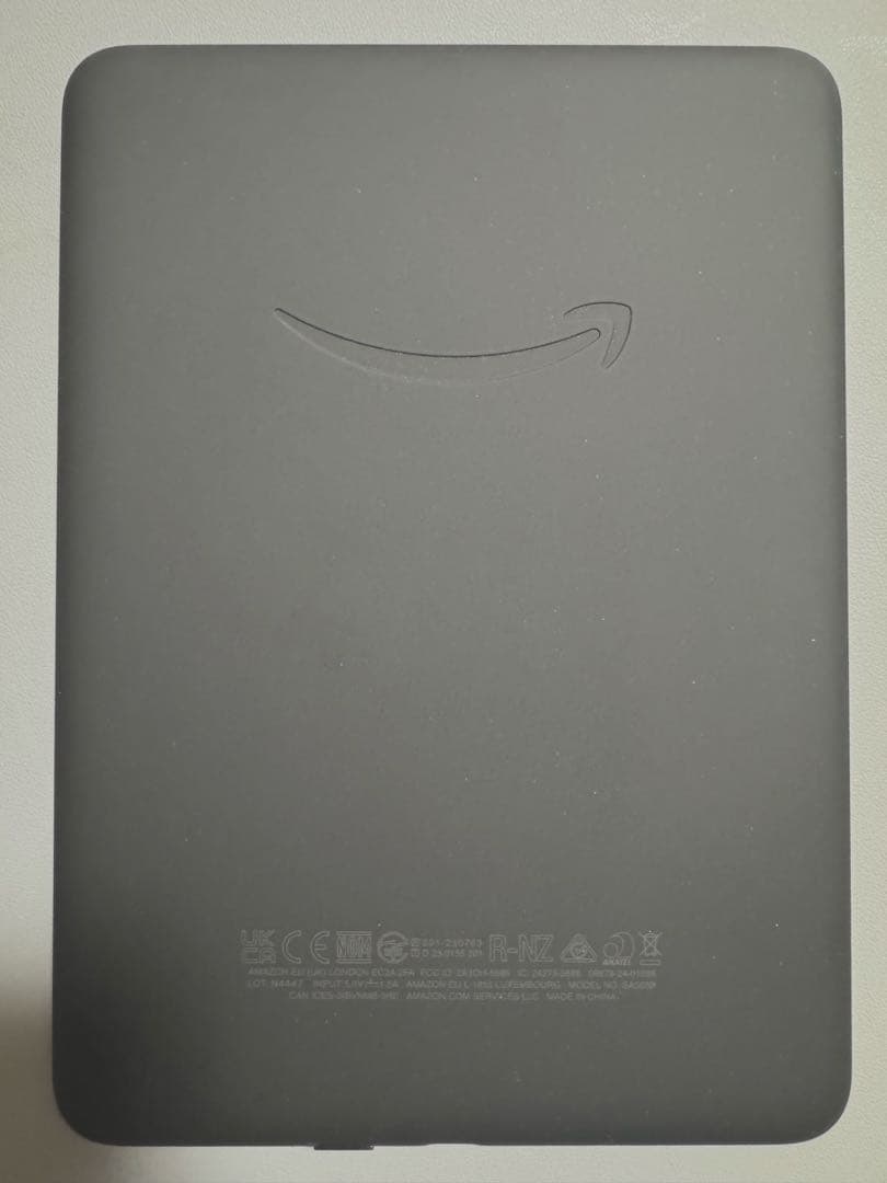 Kindle Paperwhite 16GB 第12世代 広告無し ケース付きの通販はau PAY