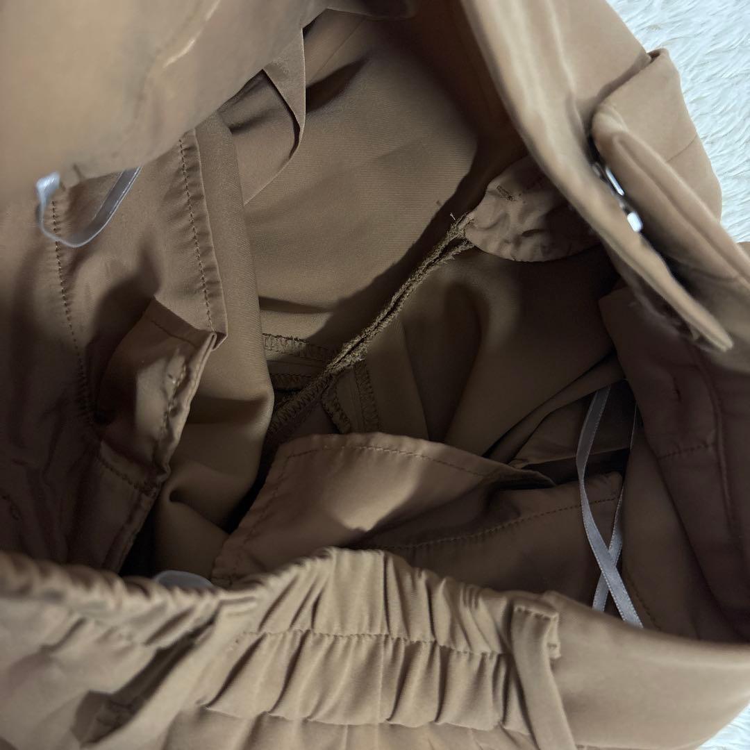 美品 プラステ ノーカラー セットアップXS ベージュ ポリエステル