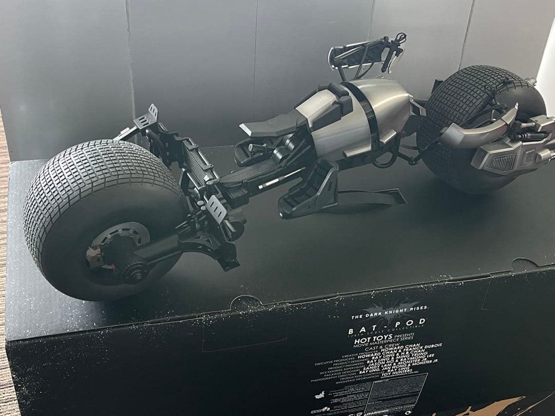 ホットトイズ　ダークナイト ライジング　1/6バットポッド　バットマン