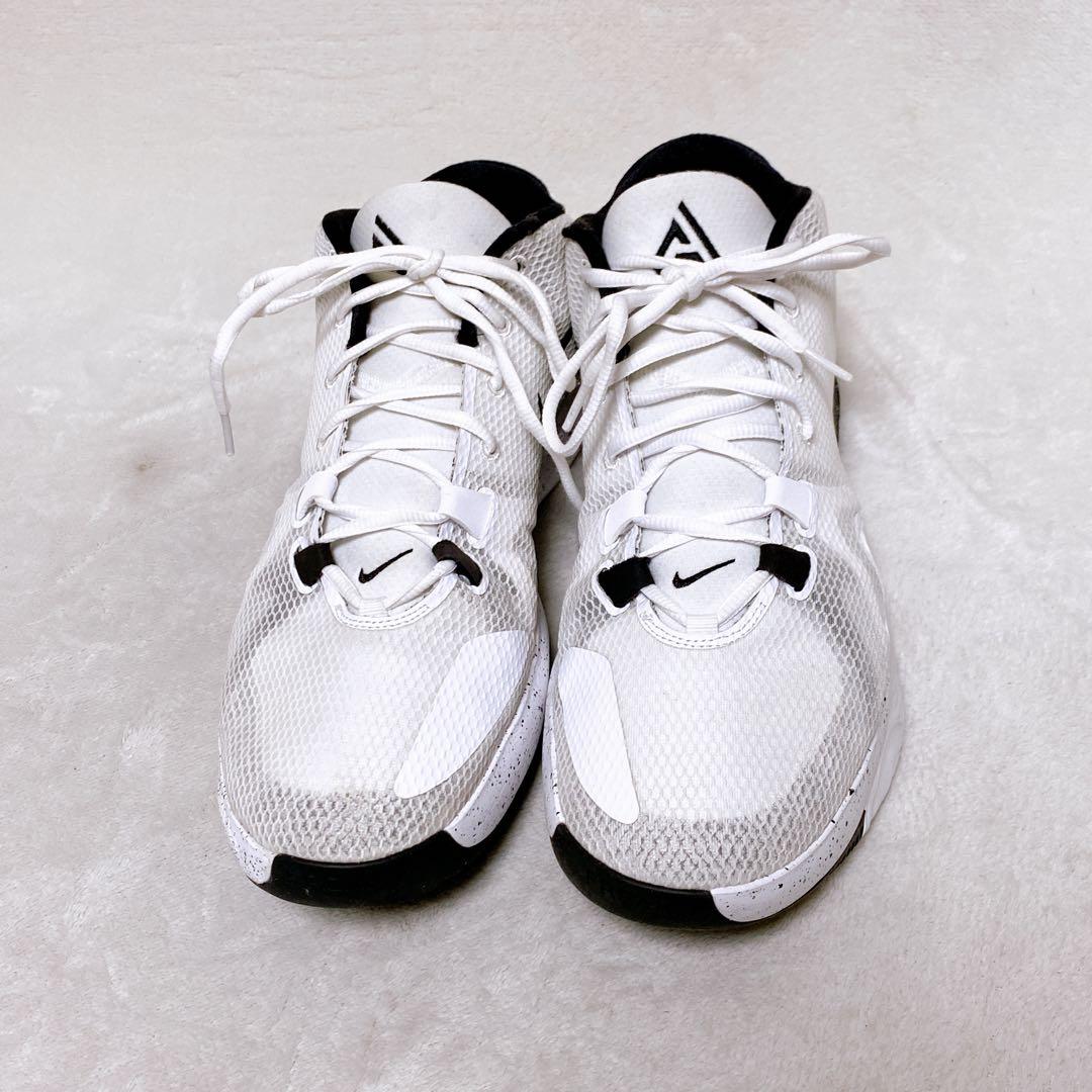 希少 NIKE ZOOM FREAK 1 ホワイト／ブラック 32cm バッシュ - メルカリ