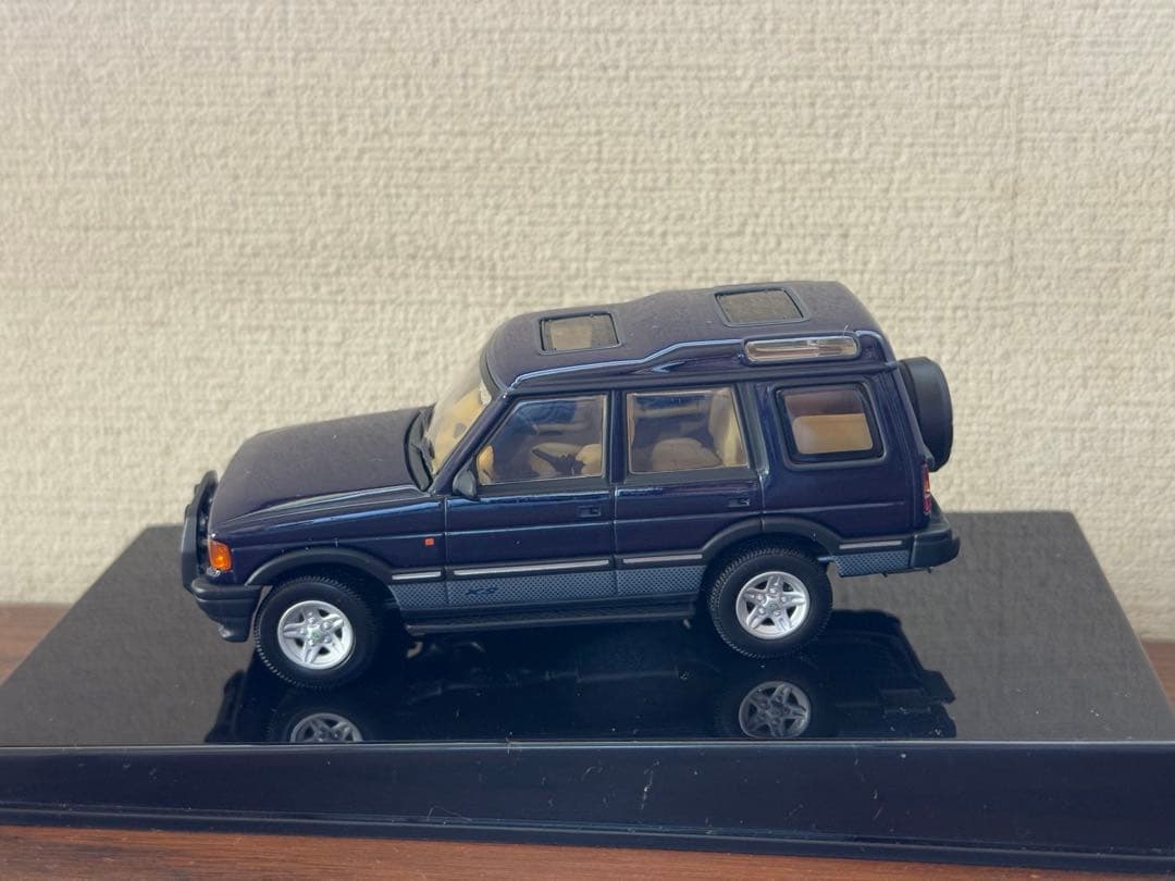 ゴ*ン様 オートアート ランドローバー ディスカバリー 1/43 ミニカー 19
