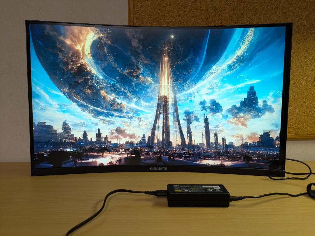 ギガバイト31.5型 WQHD 165Hz 1ms G32QC モニター 曲面 - メルカリ