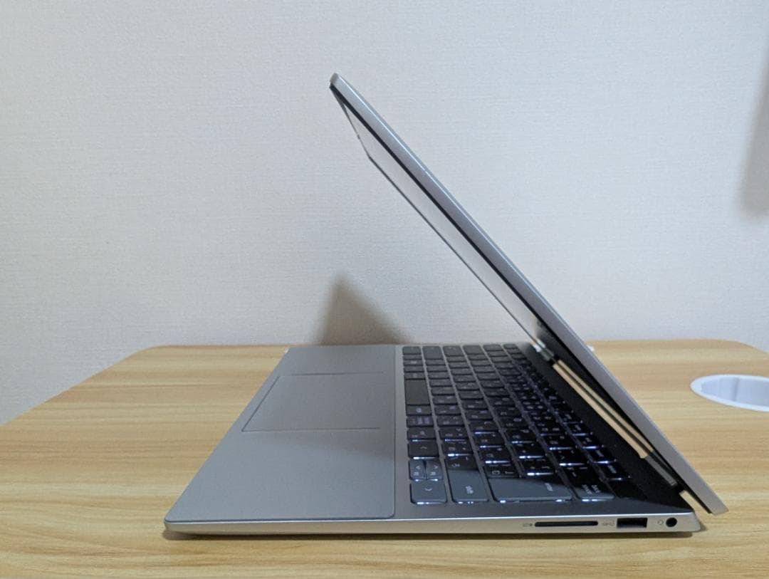 Dell Inspiron 14 7420 2-in-1 / 第12世代i5 - メルカリ