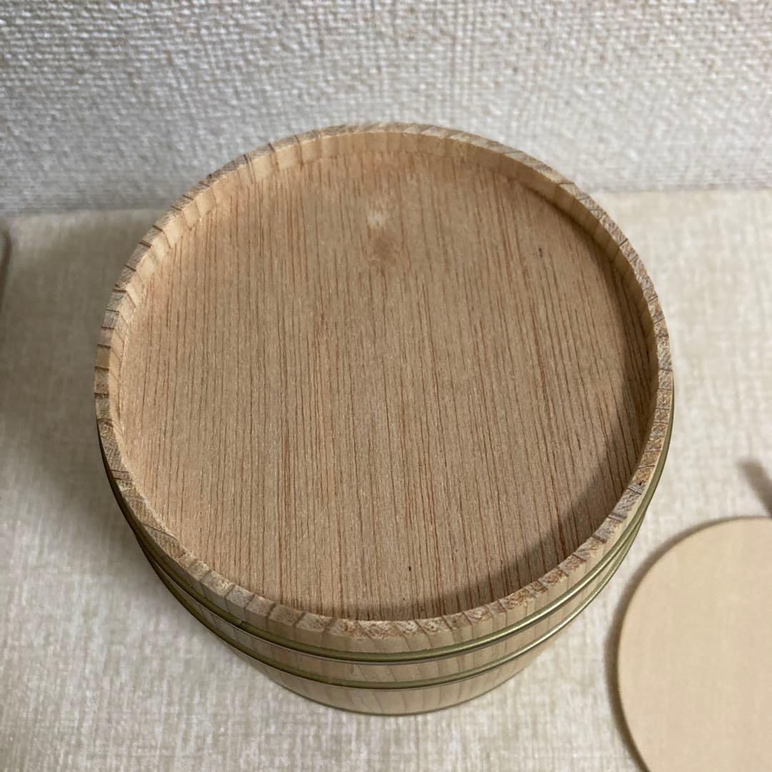 進撃の巨人　進撃ロゴ 白木ミニ樽　小物入れ　樽