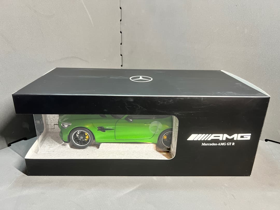 Mercedes-AMG GT-RGreen Light Magno(1/18)