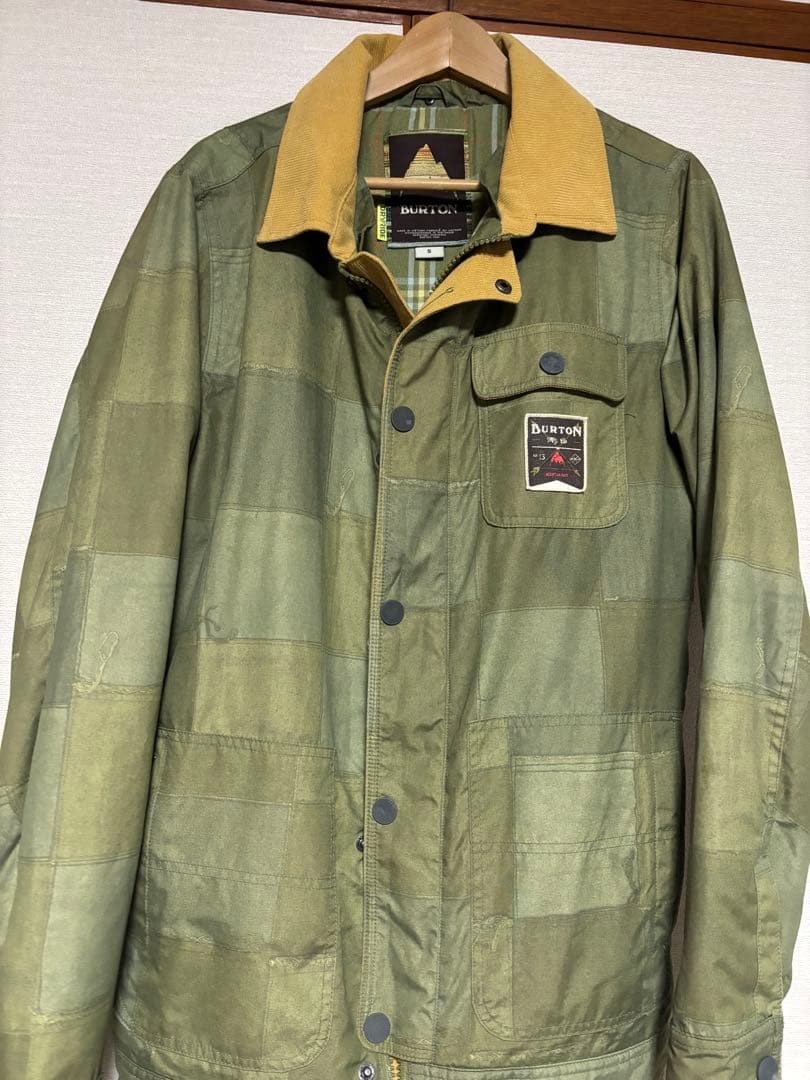 BURTON オリーブグリーンジャケット Amazon.com : Men's Pillowline GORE‑TEX 2L Jacket, Clover Green