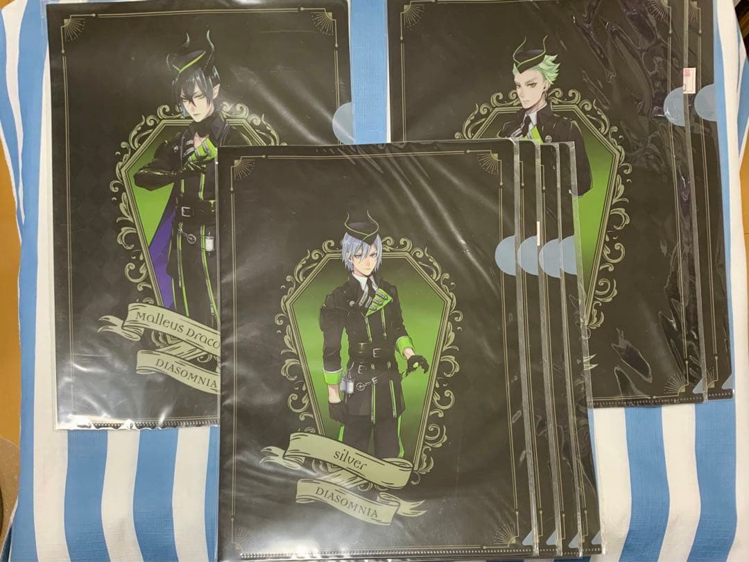 ディアソムニア寮 約150点 シルバー多め まとめ売り ツイステ ディズニー