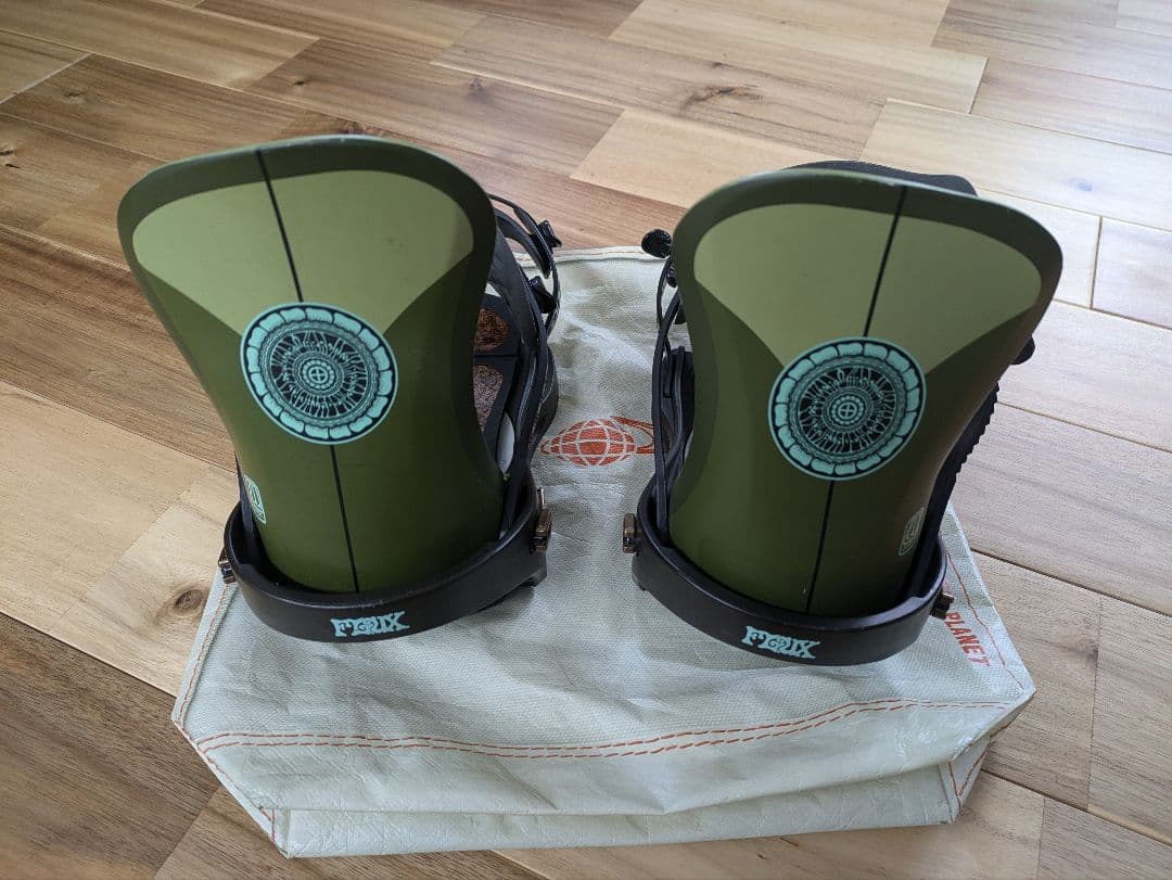 FLUX SR Tyler Warren Sサイズの通販はau PAY マーケット - 輸入雑貨の