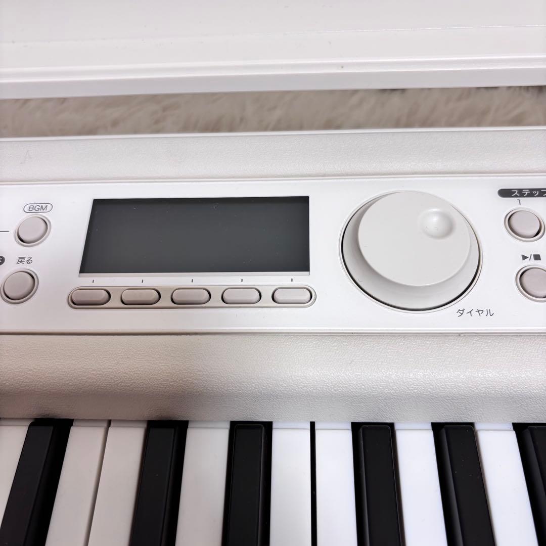 CASIO カシオ 電子キーボード 光ナビゲーション LK-526 - メルカリ