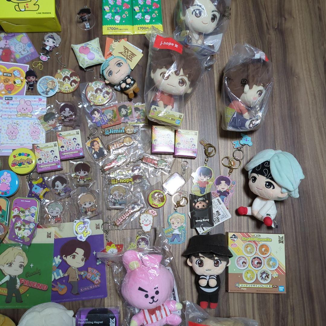 タイニータン＆BT21・K-POP ぬいぐるみ・マスコット・キーホルダーセット