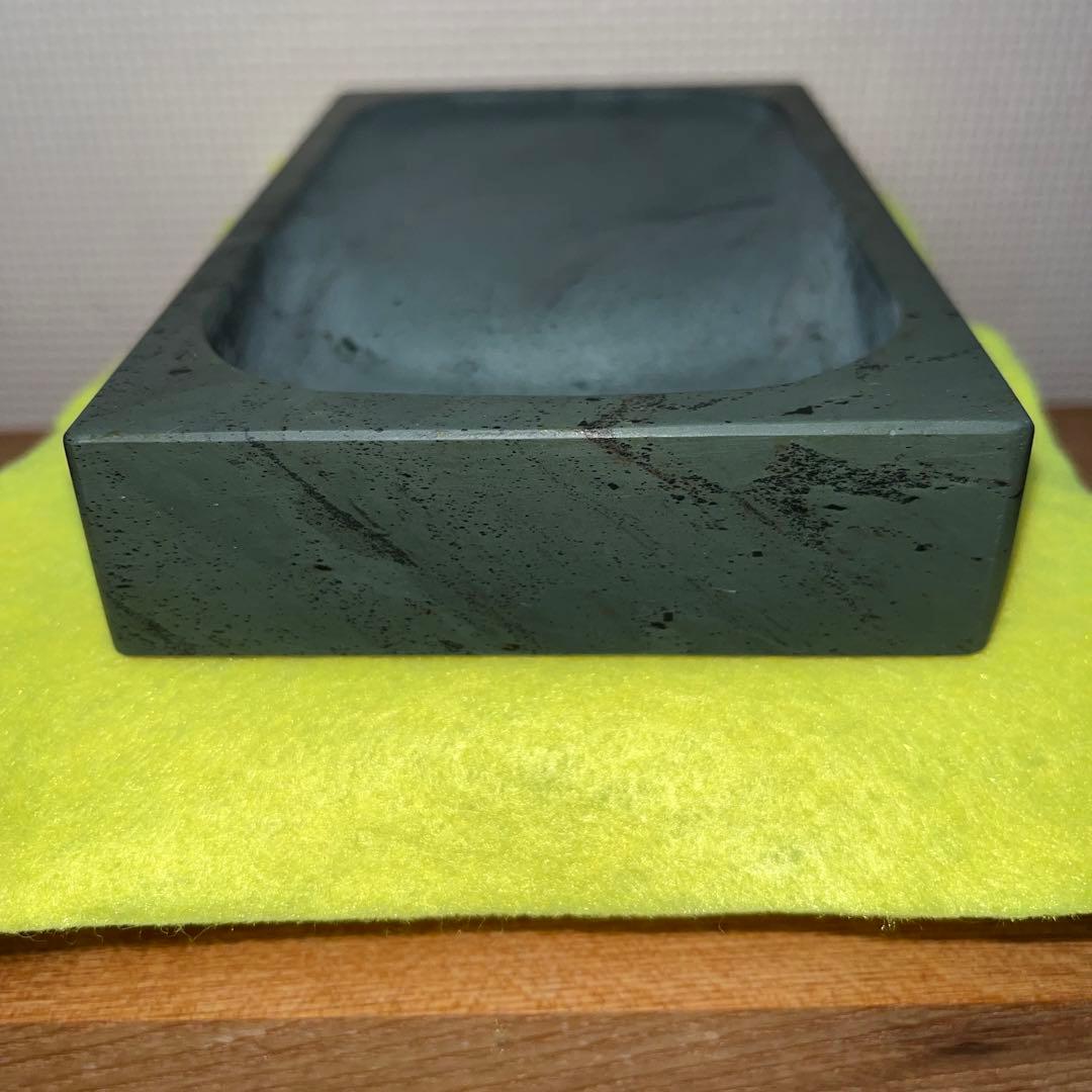 ⭕️中国緑端渓硯 長方研 石紋が綺麗 硯陰中彫り