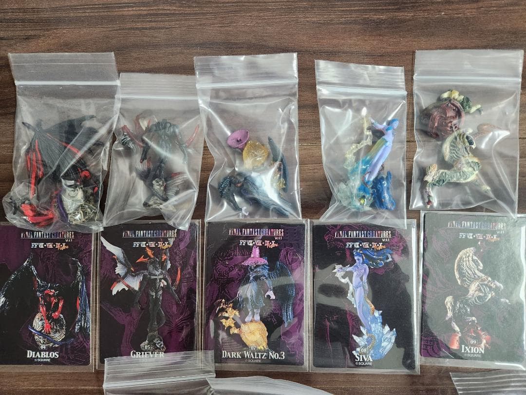 FFクリーチャーズ Vol.1～4 カラー10種 未使用 全てカード有