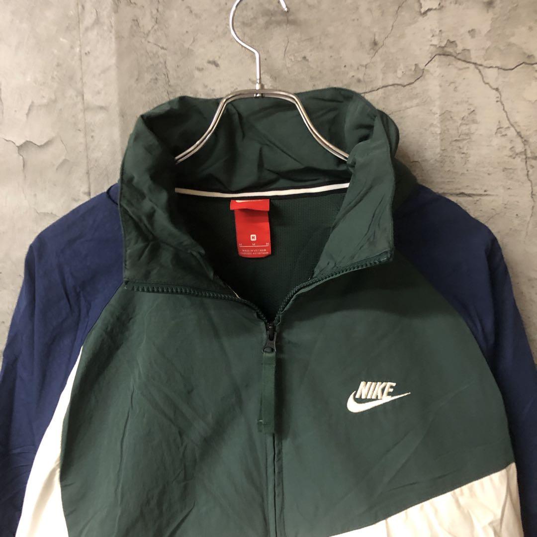 大人気 NIKE ナイキ ハーフジップ ナイロンジャケット ウインド