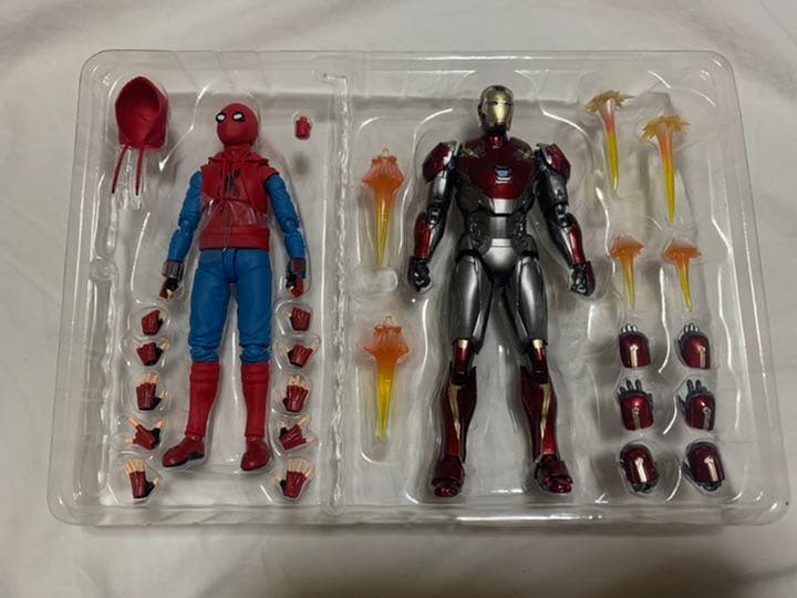 【美品】即発送！ フィギュアーツ　アイアンマンMk47&スパイダーマン