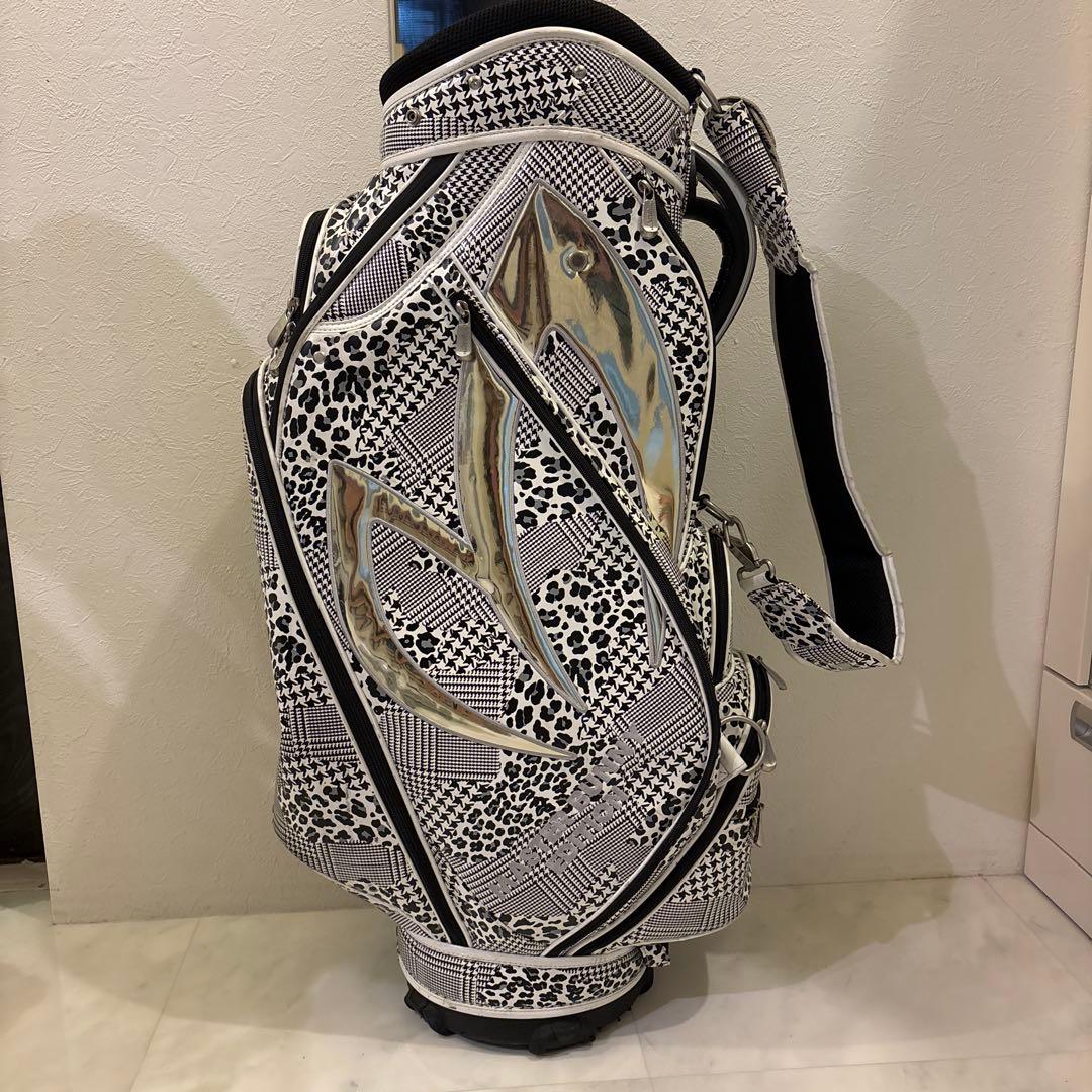 マスターバニーキャディーバッグ ID-01 白黒レオパード柄 限定品