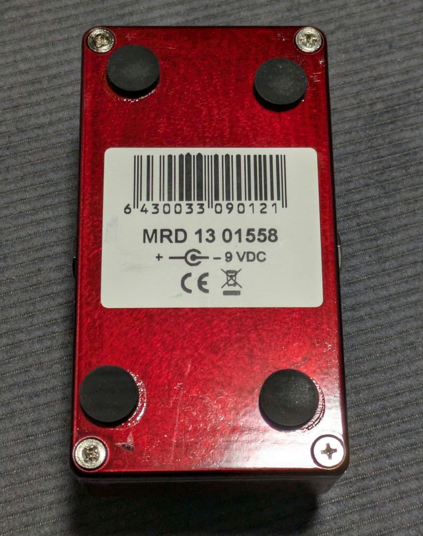 箱有 MAD PROFESSOR Mighty Red Distortion