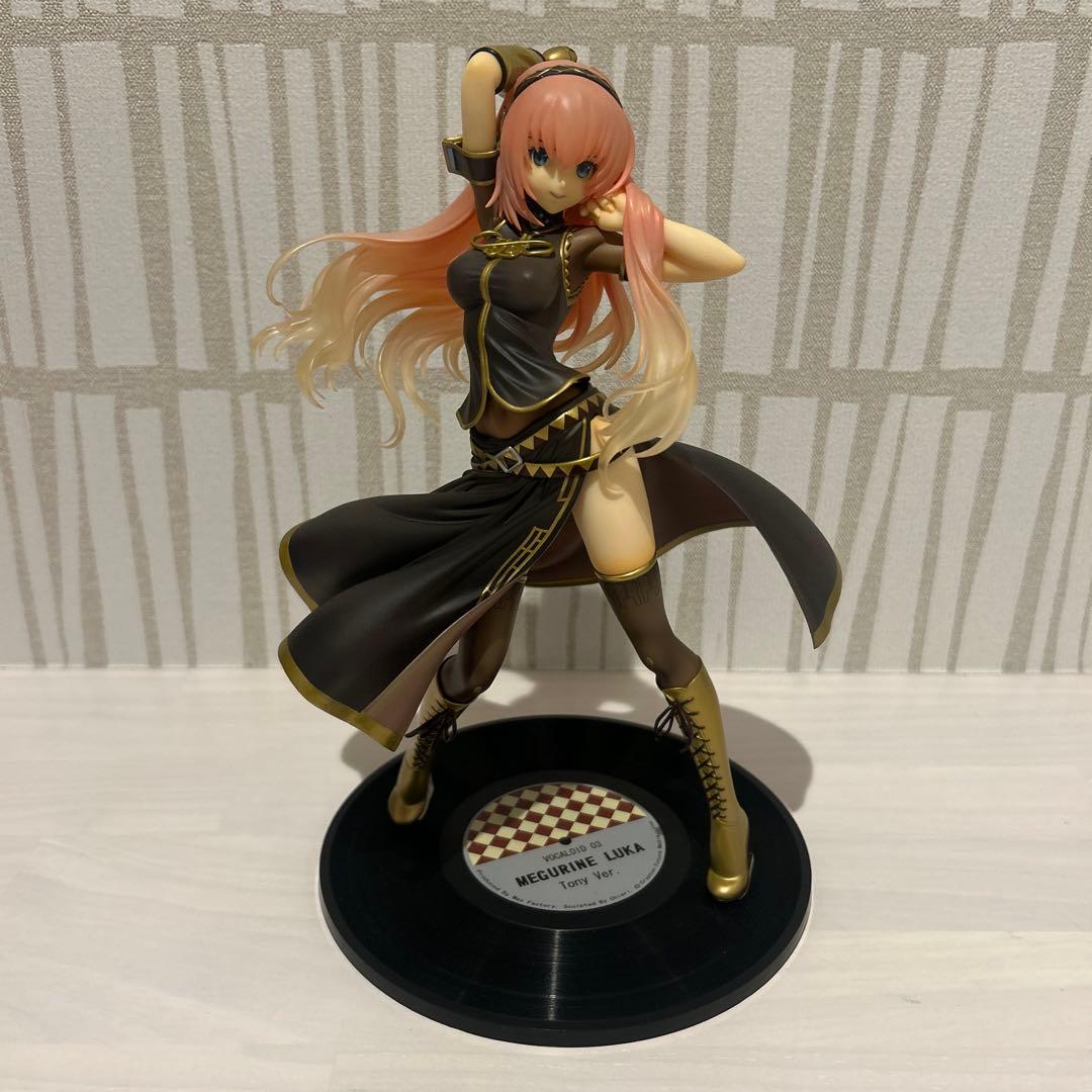 巡音ルカ 1/7スケールフィギュア Tony ver.