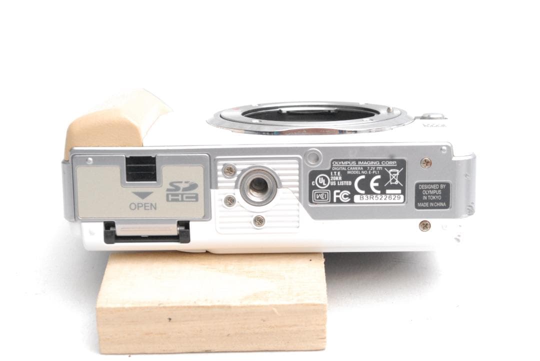 OLYMPUS PEN E-PL1/17mm 1:2.8 (良品）