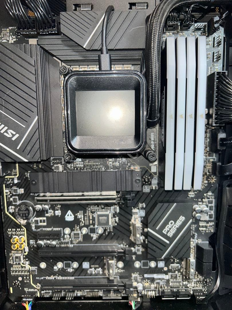 Intel Core i9-14900KF ジャンク品扱い