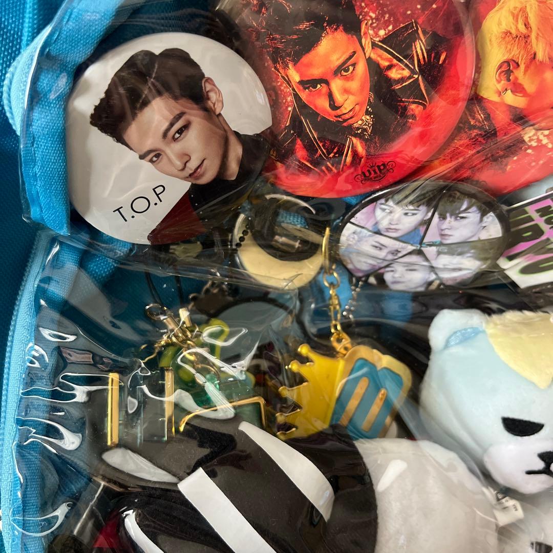BIGBANG 透明バッグ　ぬいぐるみ バッジ　グッズ　T.O.P V.I