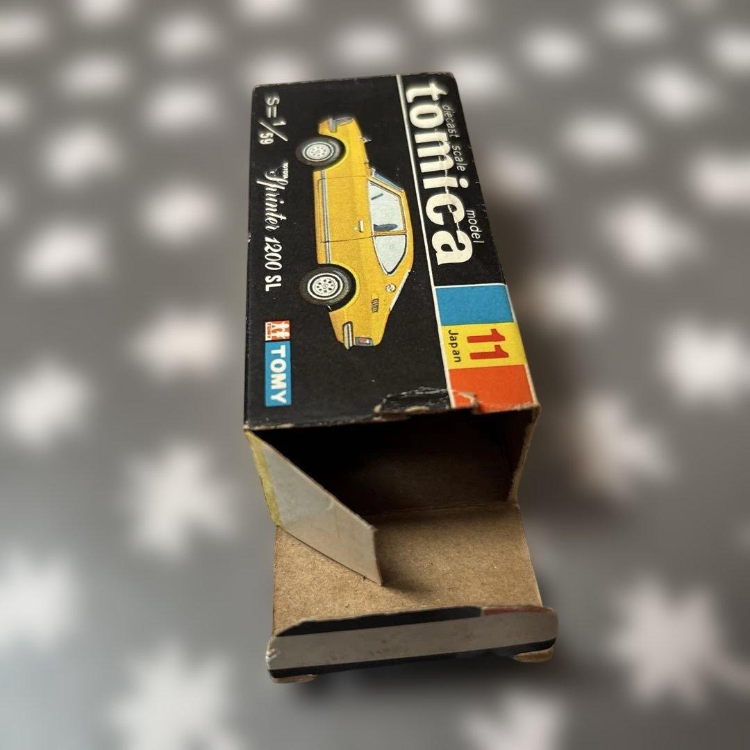 香港トミカ11カローラスプリンター1200SL