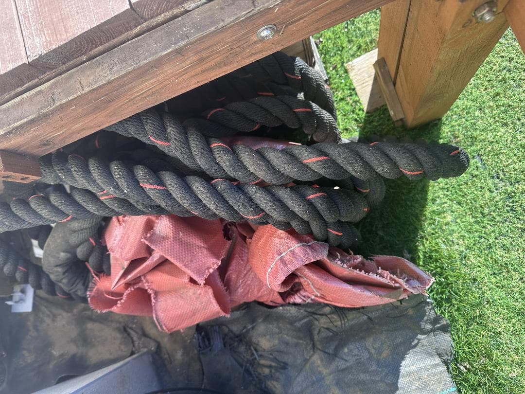 weight lifting cage, bars and weights