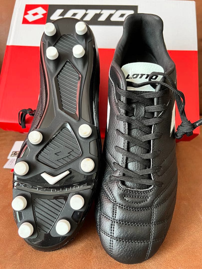lotto スタディオ300ⅢFG 27.5cm　ブラック×ホワイト