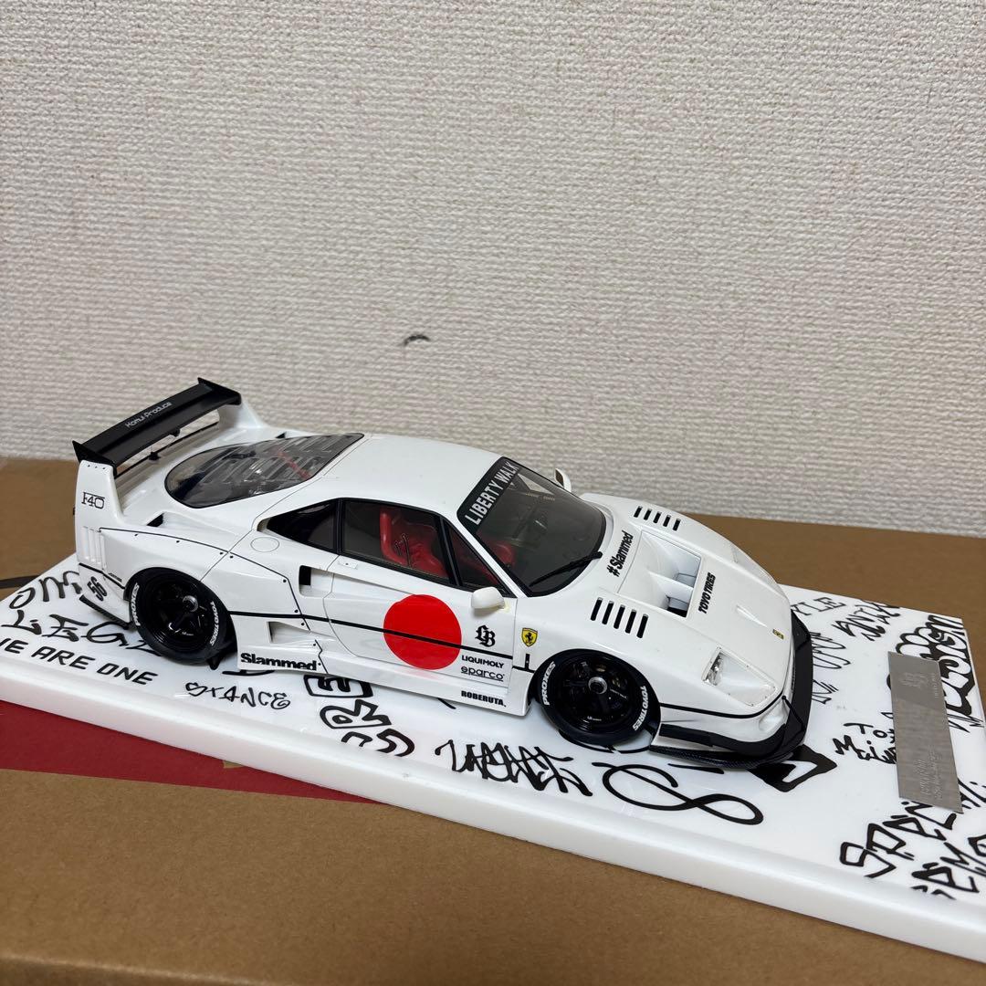 LIBEATY WALK F40 1/18リバティーウォーク限定
