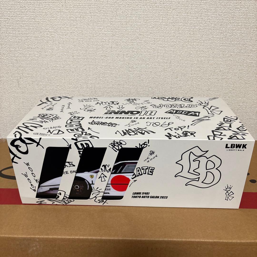 LIBEATY WALK F40 1/18リバティーウォーク限定