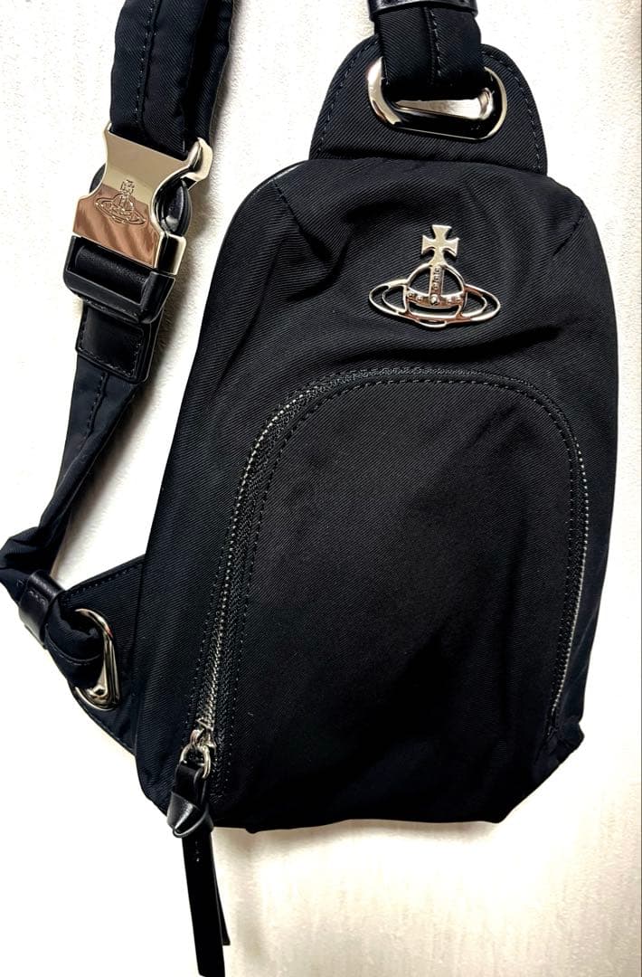 Vivienne Westwood ボディバッグ ブラック Amazon | Vivienne Westwood ヴィヴィアン ウエストウッド ウエスト