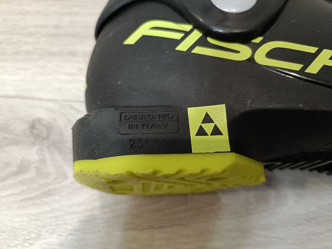 FISCHER ジュニアスキーブーツ RC4 20 19.5cm