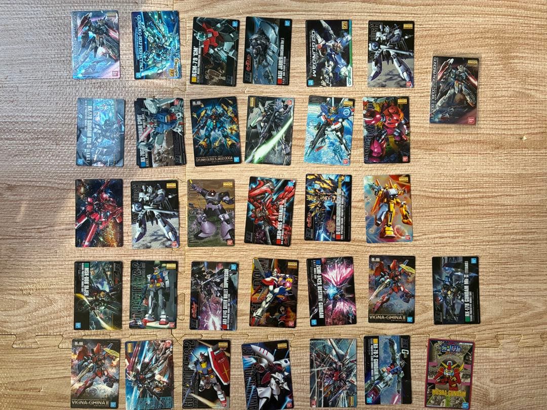 ガンダムカード まとめ売り - メルカリ