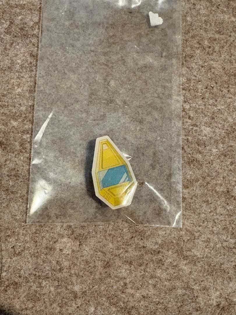 デジモン タグと紋章 デジモンアドベンチャー 特典 ピンバッジ