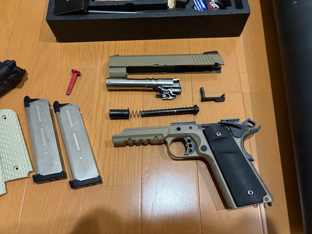 マグプル　PR実ストック　東京マルイデザートウォーリア　EARMOR M31