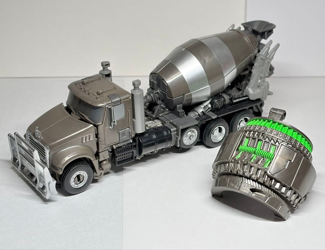 トランスフォーマー　デバステーター　デバスター　8種セット　スタジオシリーズ