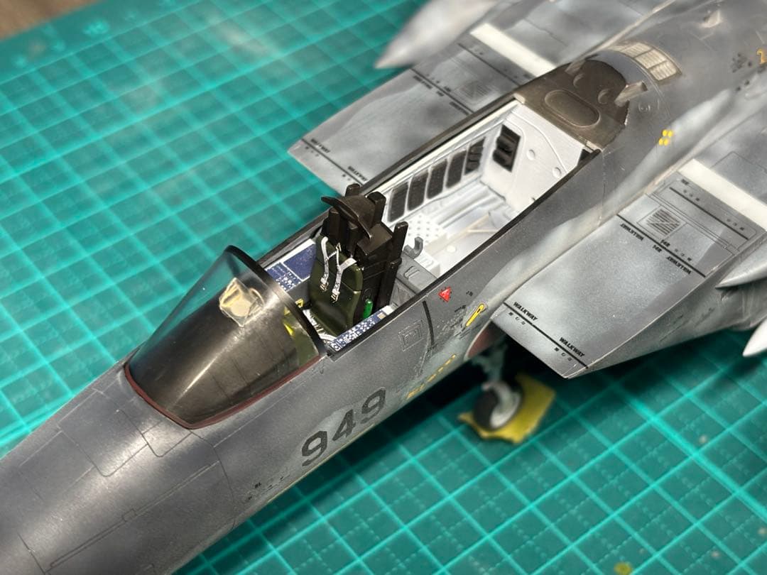 戦闘機　プラモデル完成品　ハセガワ　1/48 F-15J イーグル　航空自衛隊
