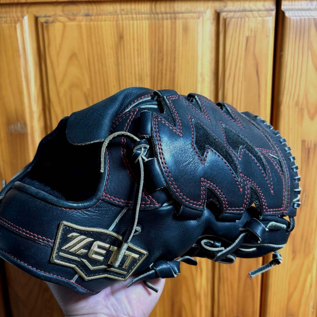 ZETT 硬式用グローブ 黒 炎の模様 ゼット（ZETT）（メンズ）硬式 グローブ グラブ 外野手用 野球 左投げ