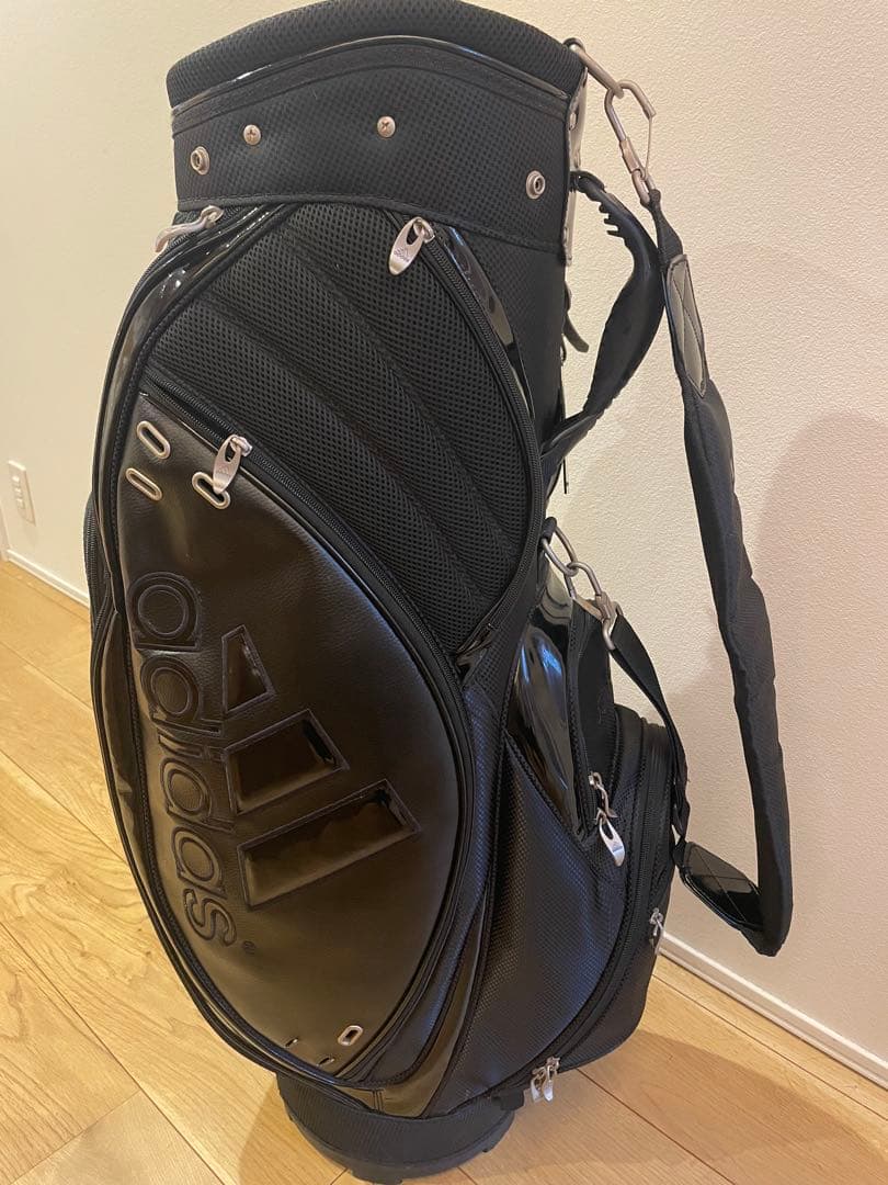 adidas ブラック キャディバッグ - メルカリ