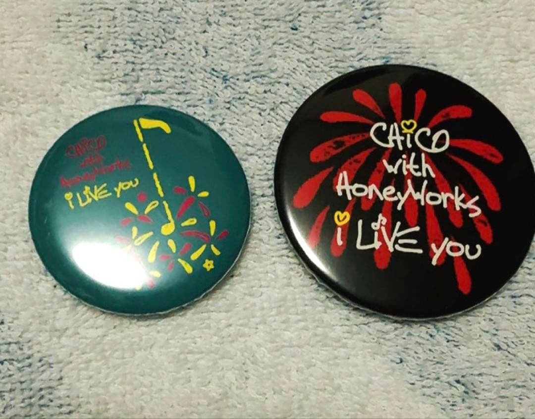 CHICO with Honey Works 缶バッジ 2個セット - メルカリ